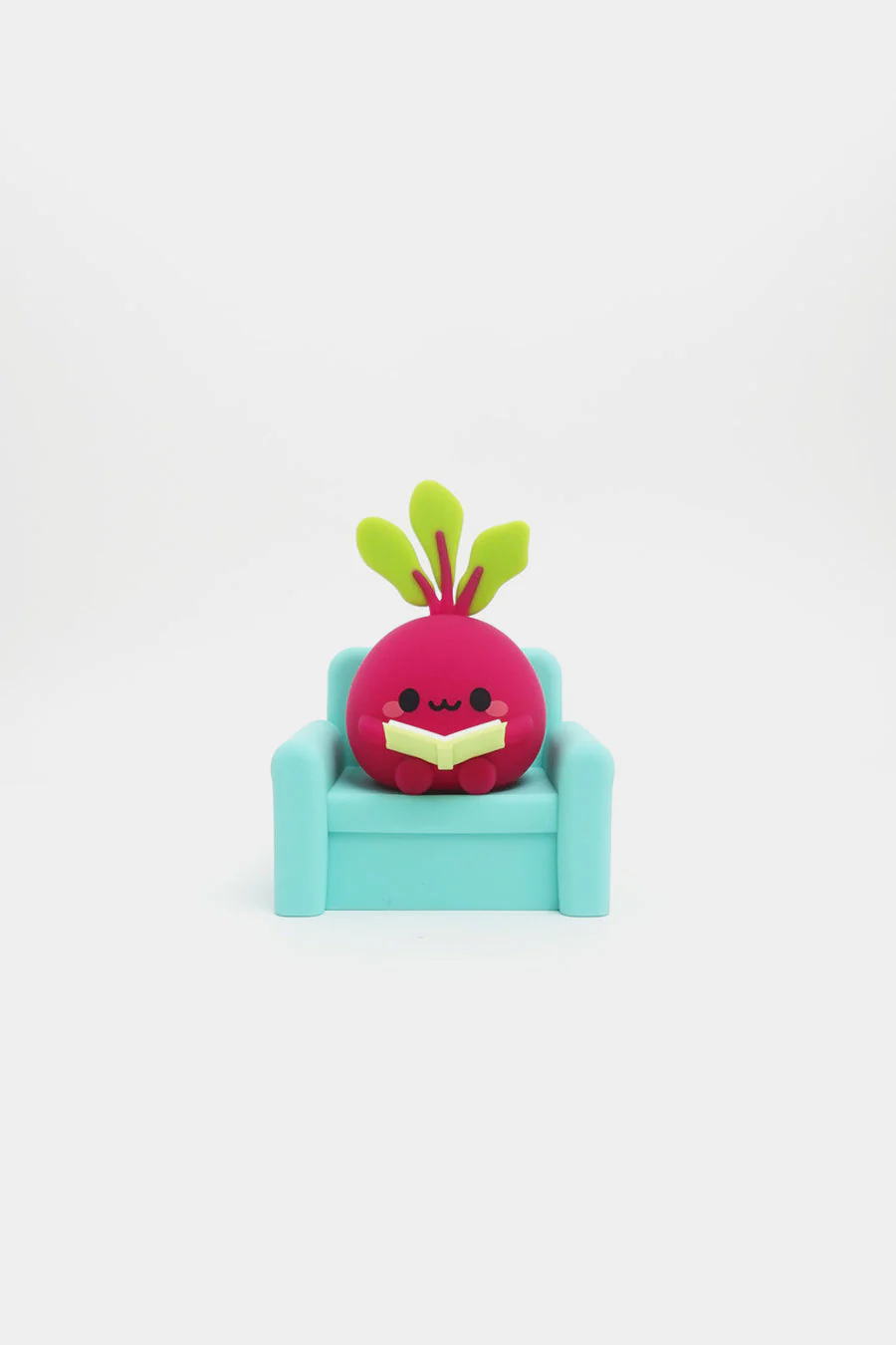 Mini Billie Beets on Couch Ambient Light - Image 2