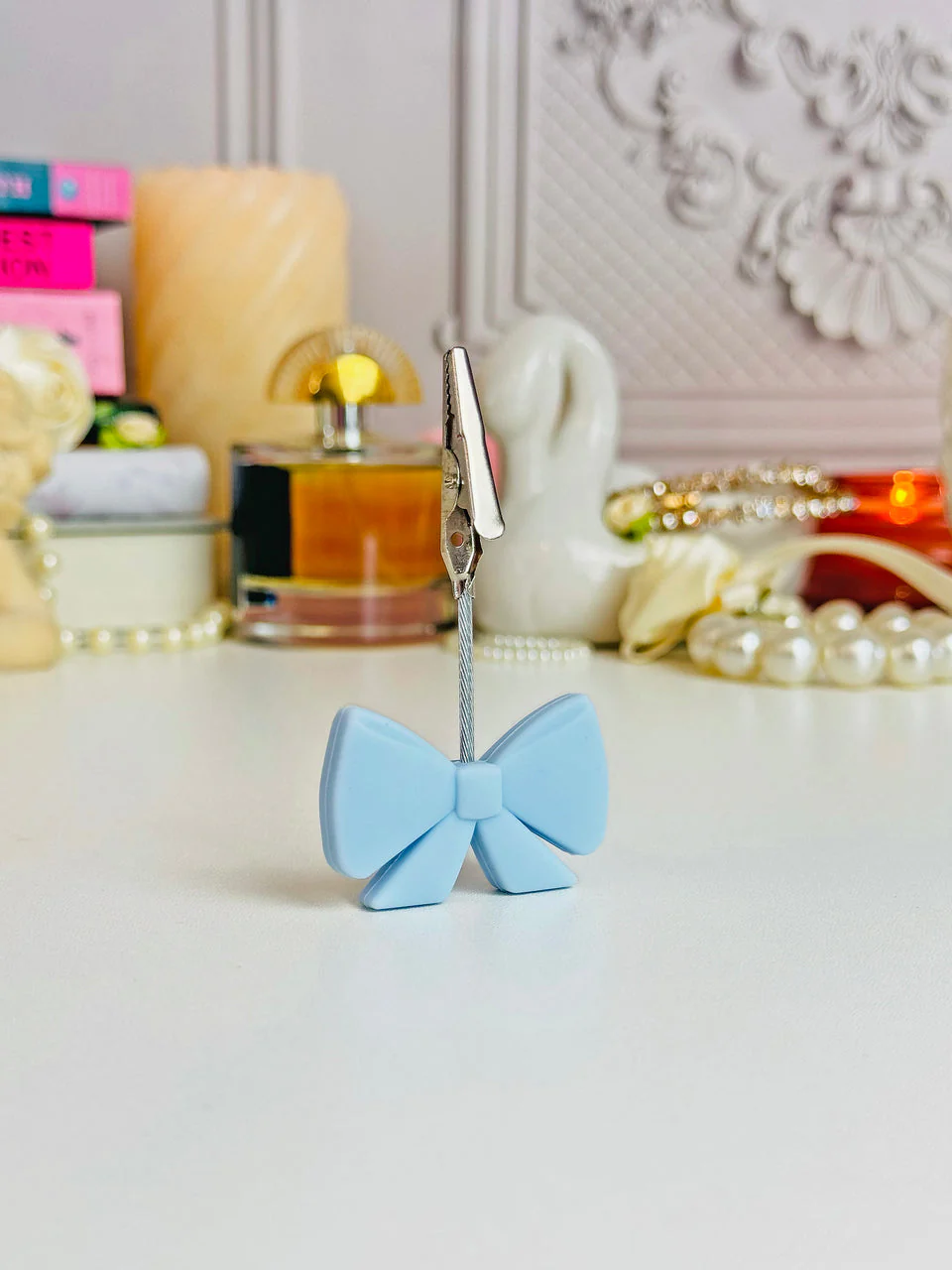 Bow J Clip - Image 3