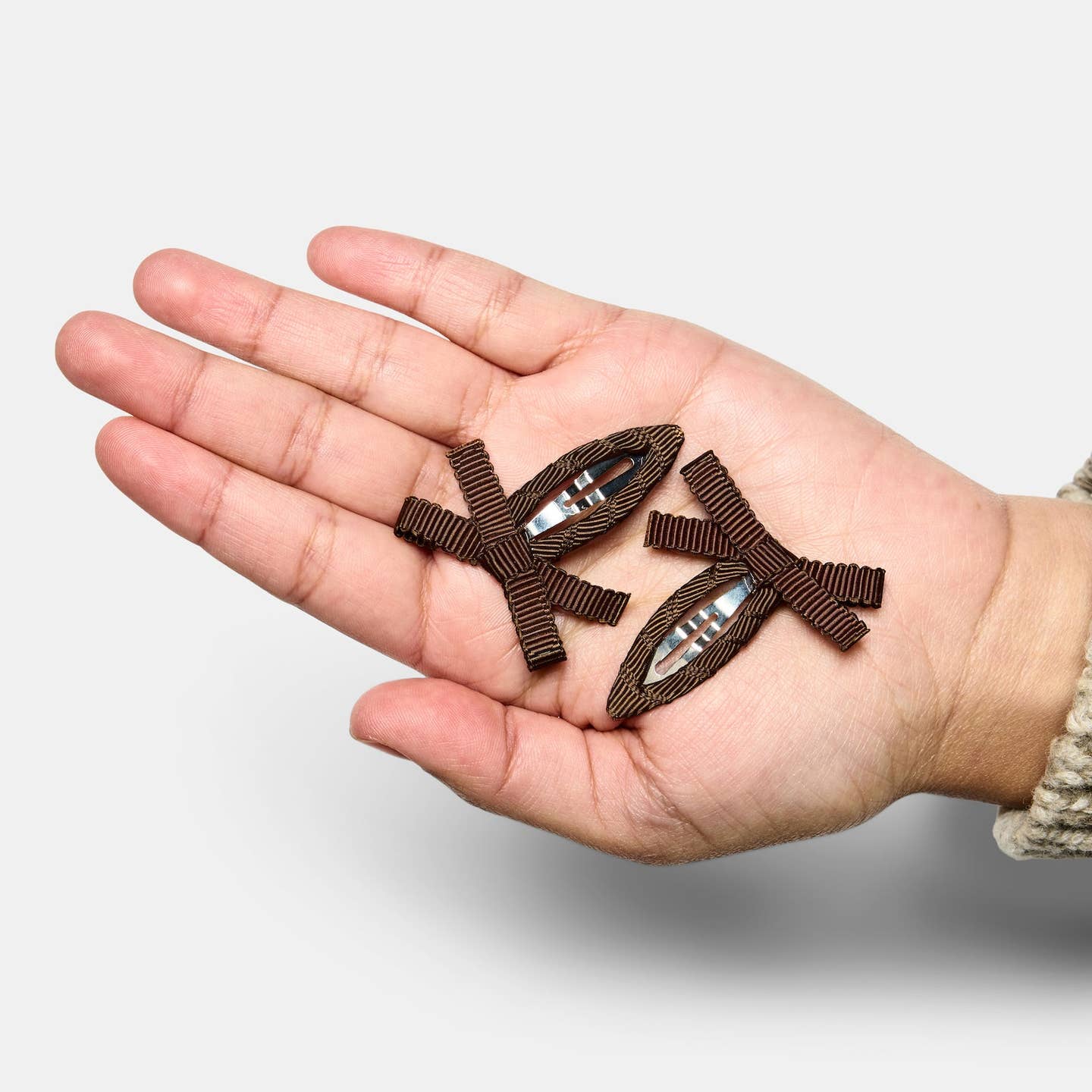 Bow Snap Clips - Chocolate - Image 4
