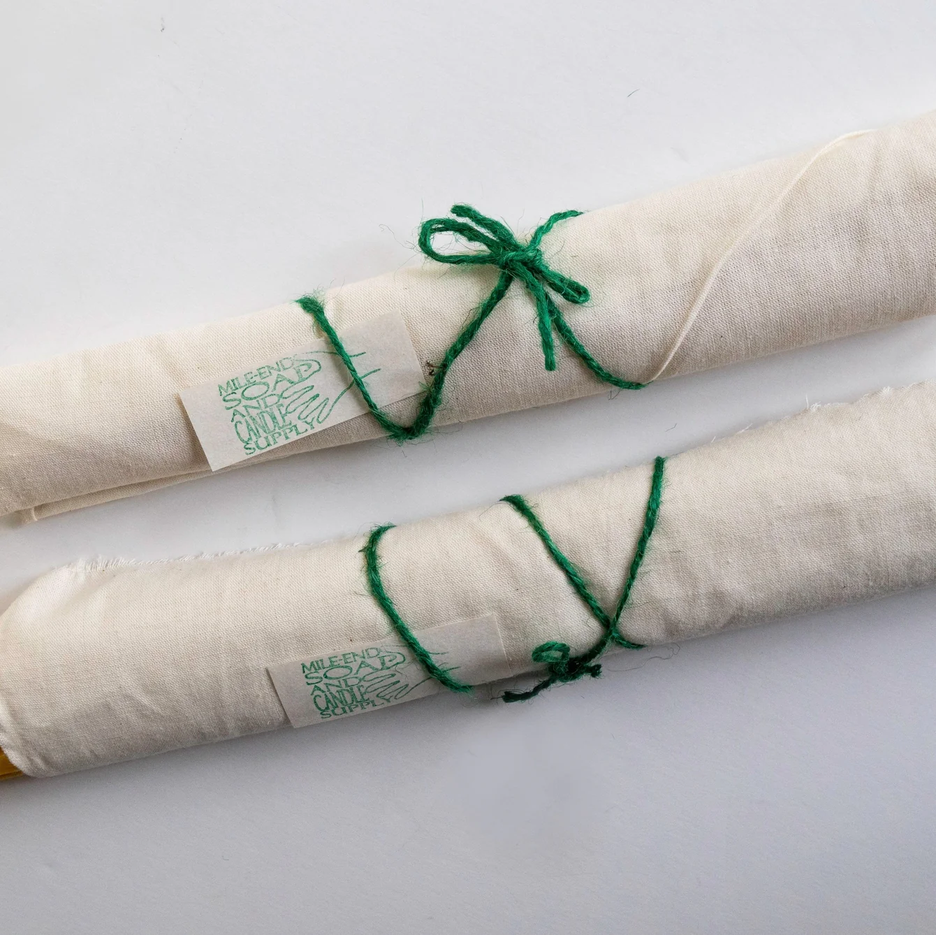Braided Beeswax Candle - 5 Wick - Image 3