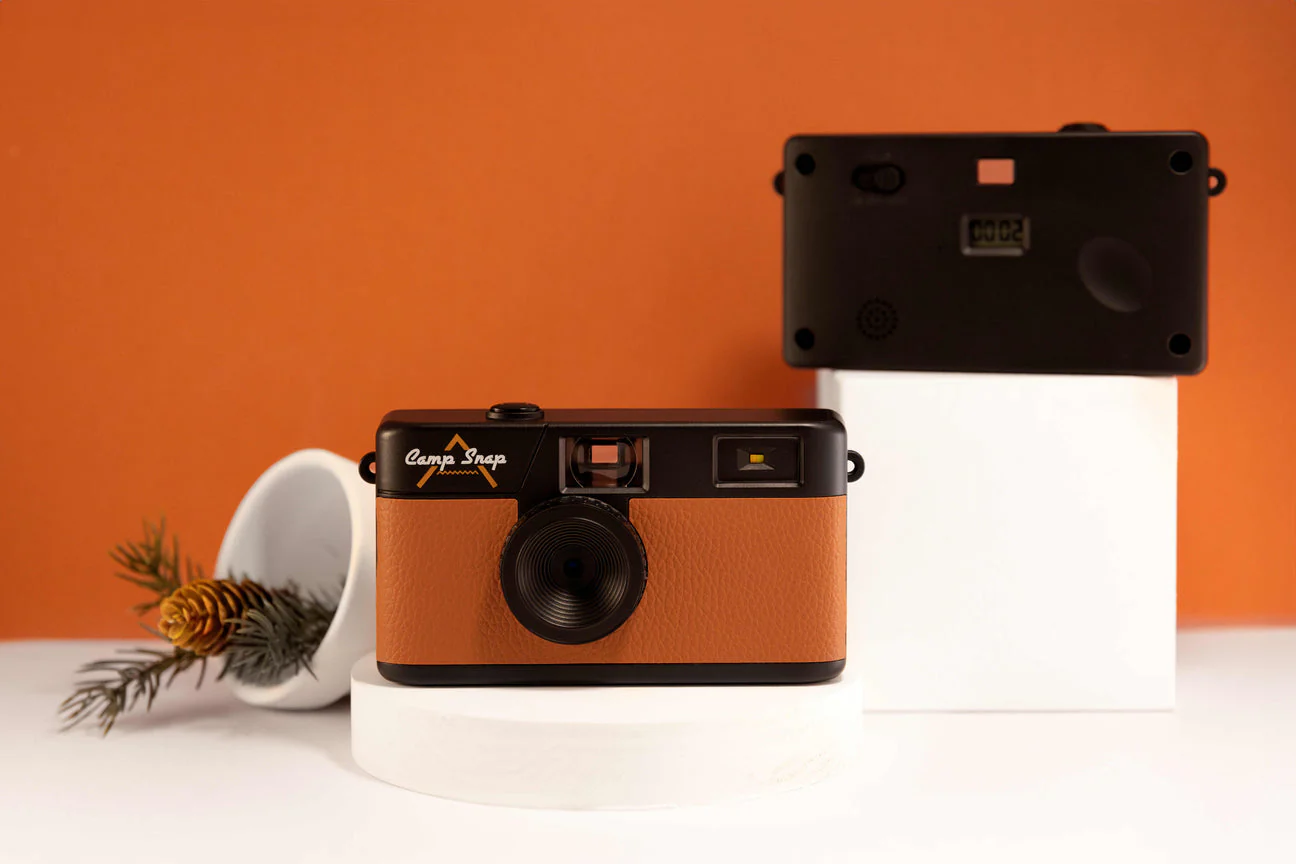Camp Snap Camera 103B - Chestnut Brown