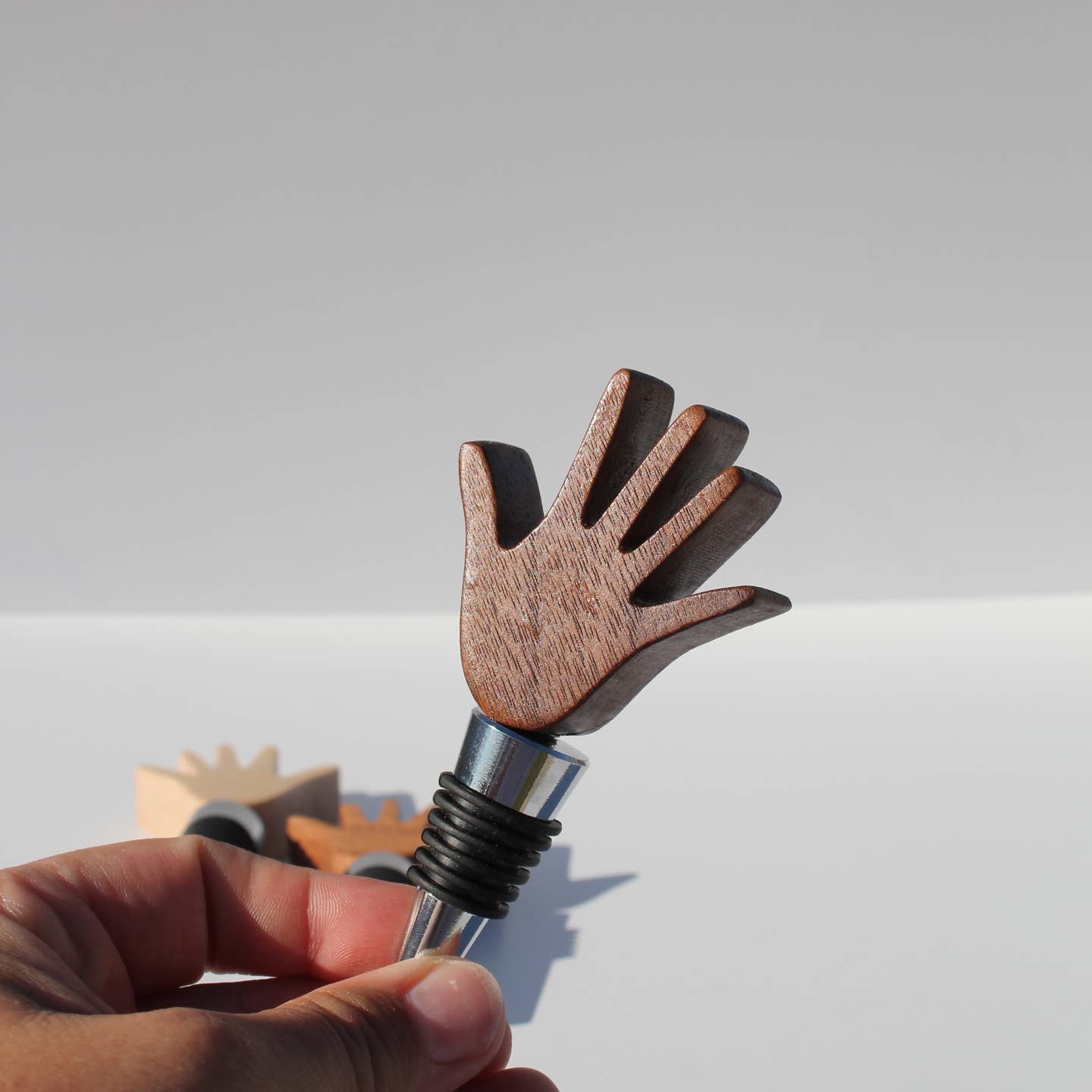 Hand Bottle Stopper - Image 4