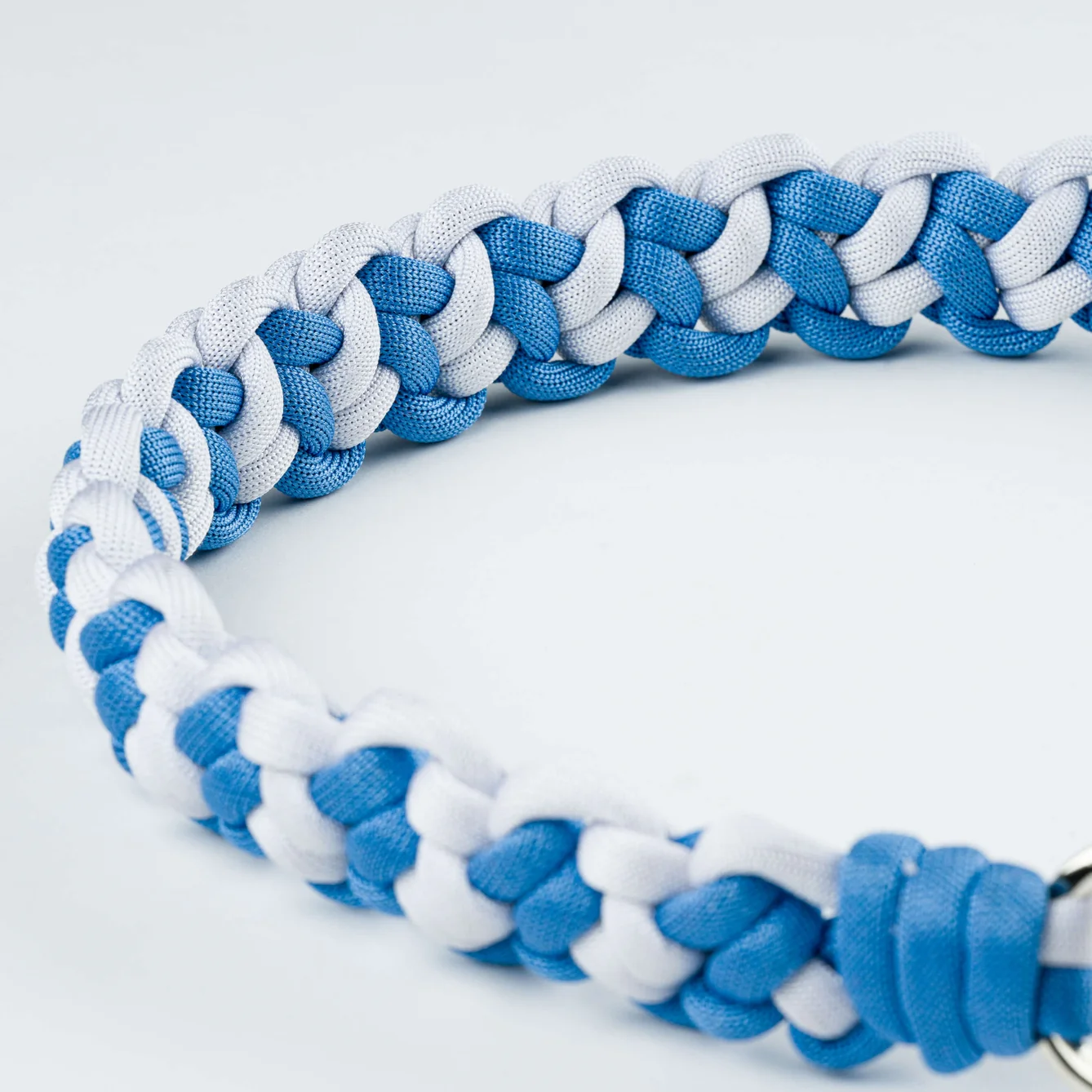 Colorblock Knot Shoulder Strap - Cobalt White - Image 2
