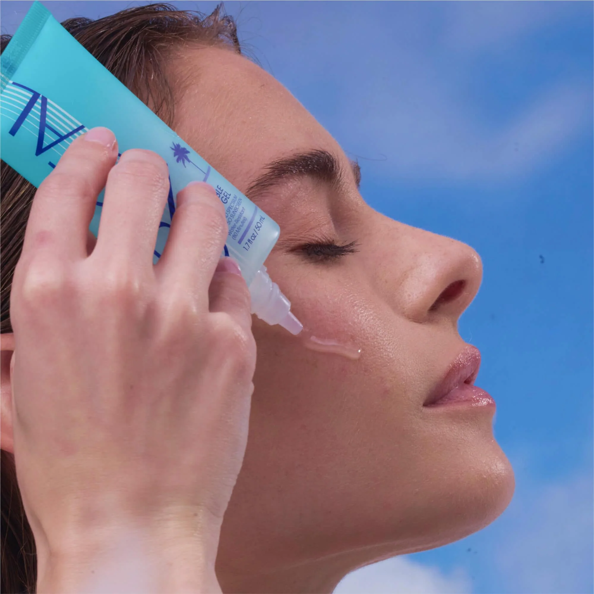 Crystal SPF 50 Face Gel - Image 2