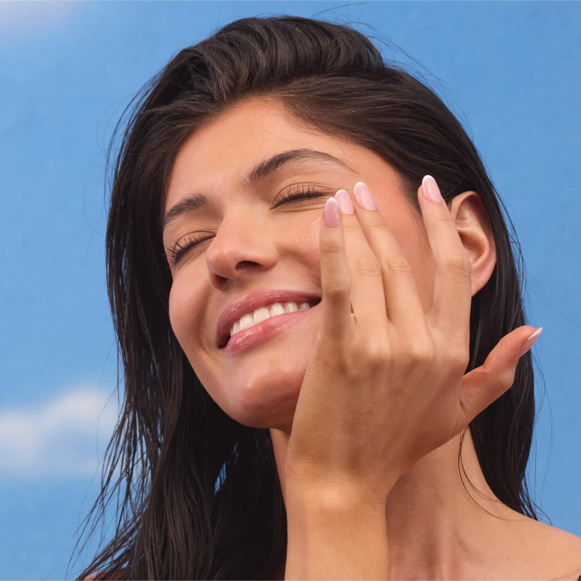 Crystal SPF 50 Face Gel - Image 4