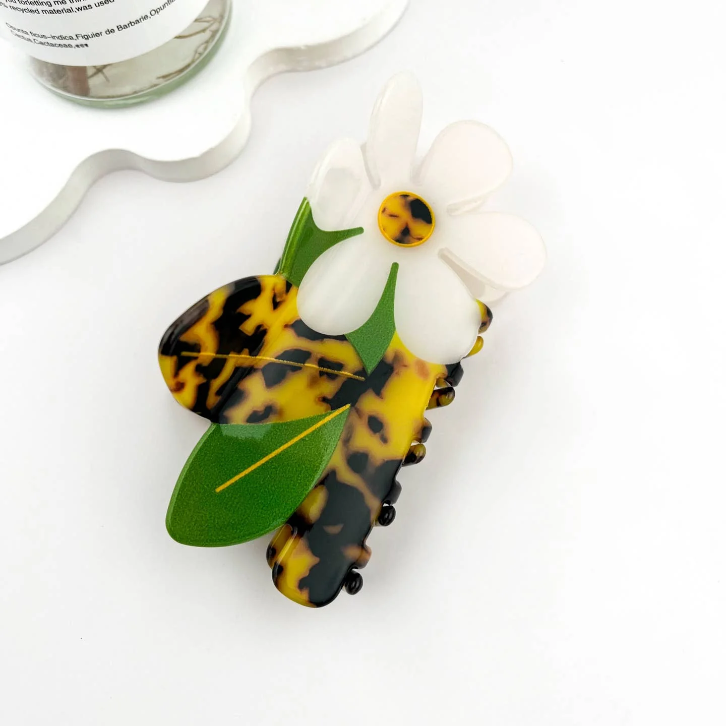 Daisy Flower Hair Claw Clip - Image 5