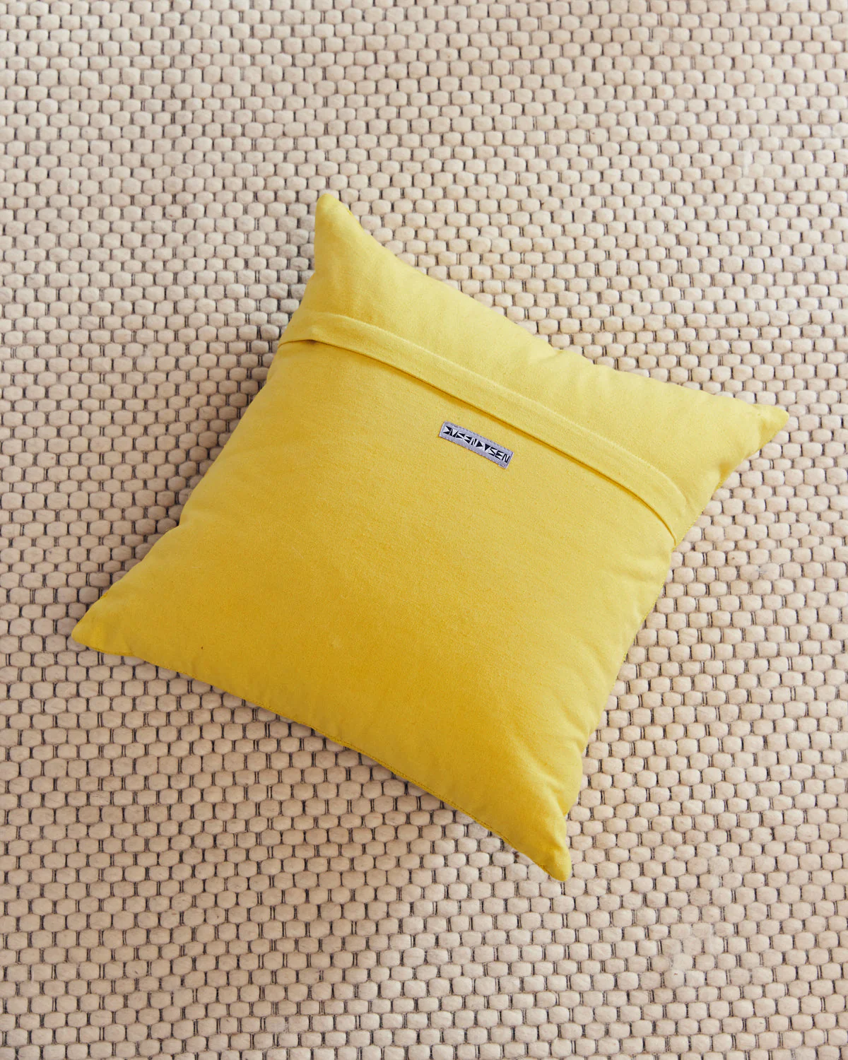 Daisy Pillow - Image 3