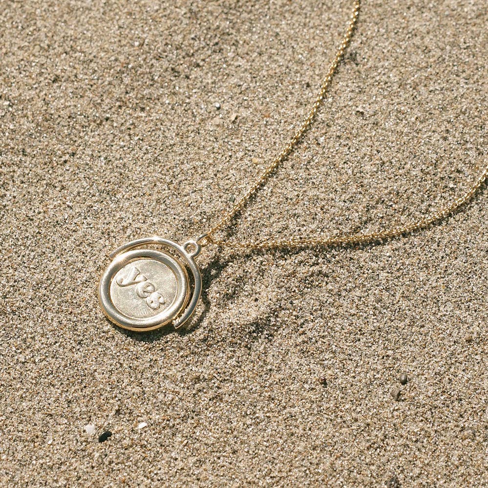 Decider Spinner Necklace - Image 3