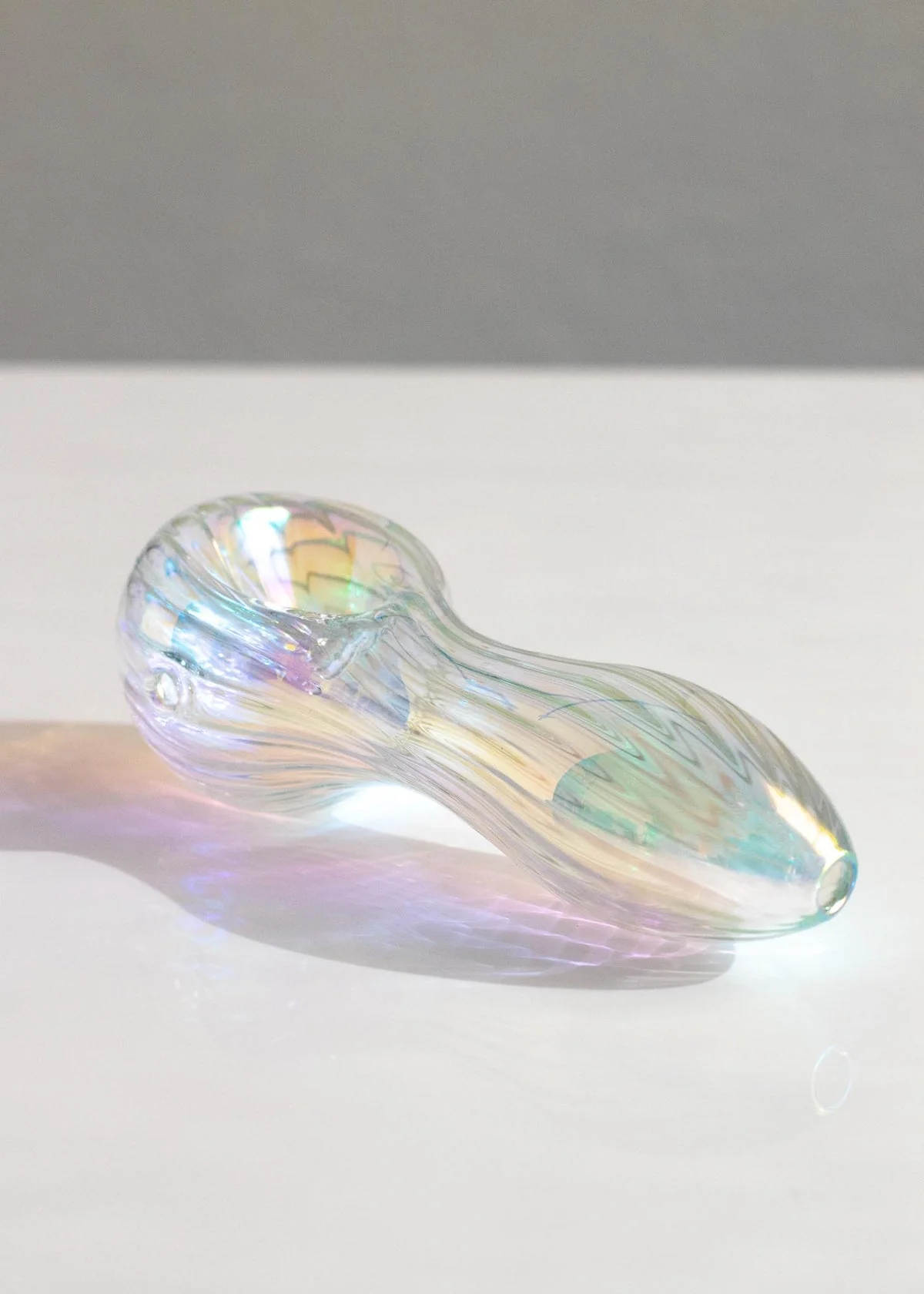 Iridescent Swirl Spoon Pipe - Image 3