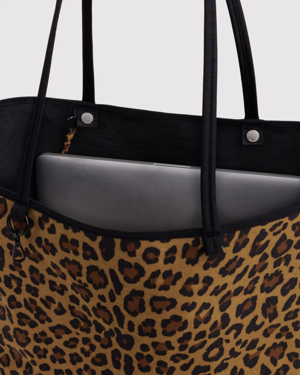 Large Nylon Reversible Tote - Leopard Mix - Image 5