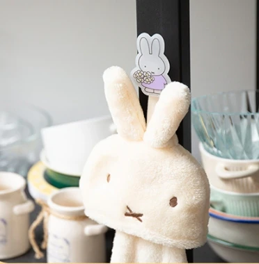 Miffy Deco Acrylic Magnet Clip - Image 3
