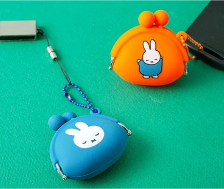 Miffy Mini Silicone Snap Pouch - Image 5
