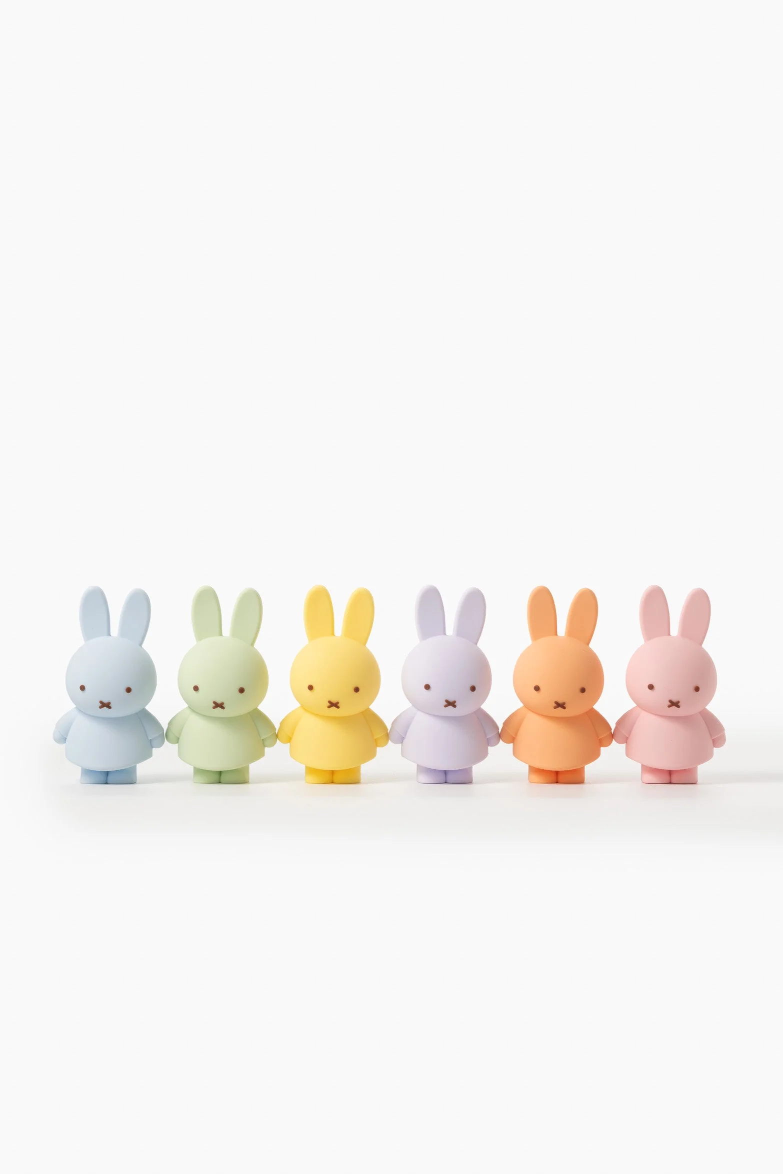 Miffy Goes Pastel Blind Box Figure - Image 3