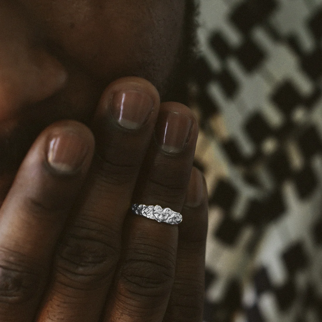 La Poésie Pinky & Top Knuckle Heart Ring in Sterling Silver - Image 2