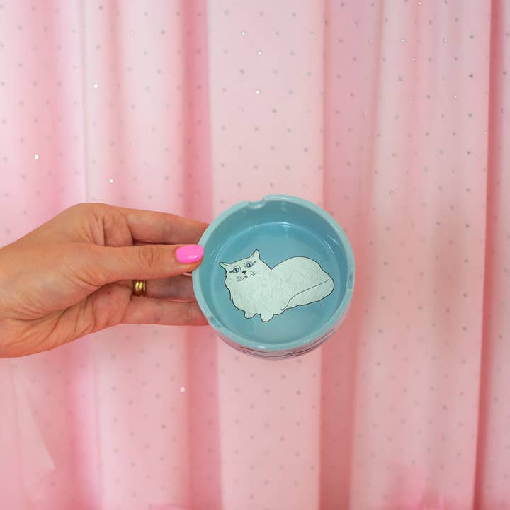 Miss Kitty Ceramic Ashtray - Image 3