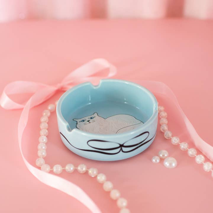 Miss Kitty Ceramic Ashtray - Image 4