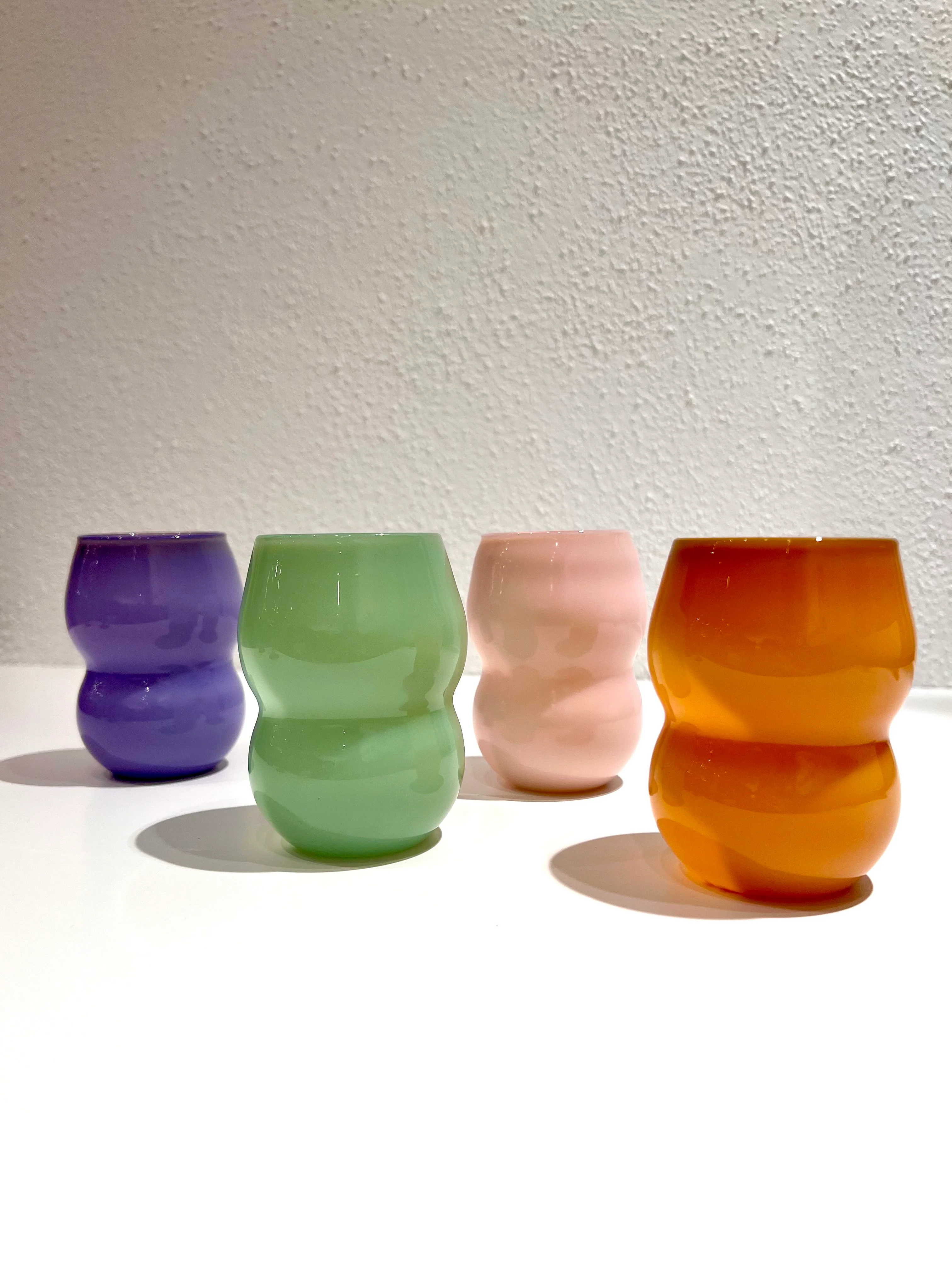 Opaque Dreamlike Cup - Pink - Image 3