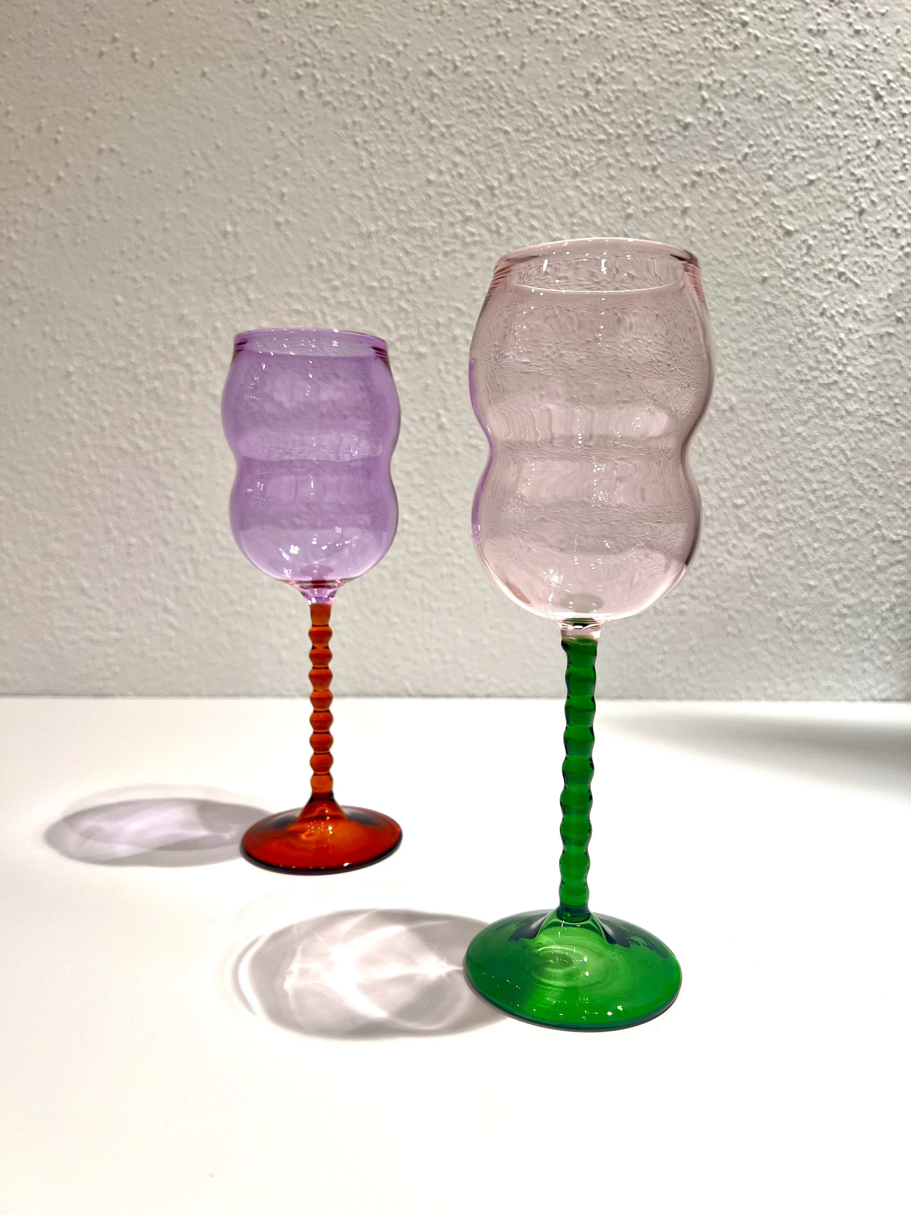 Opaque Dreamlike Cup - Pink - Image 4