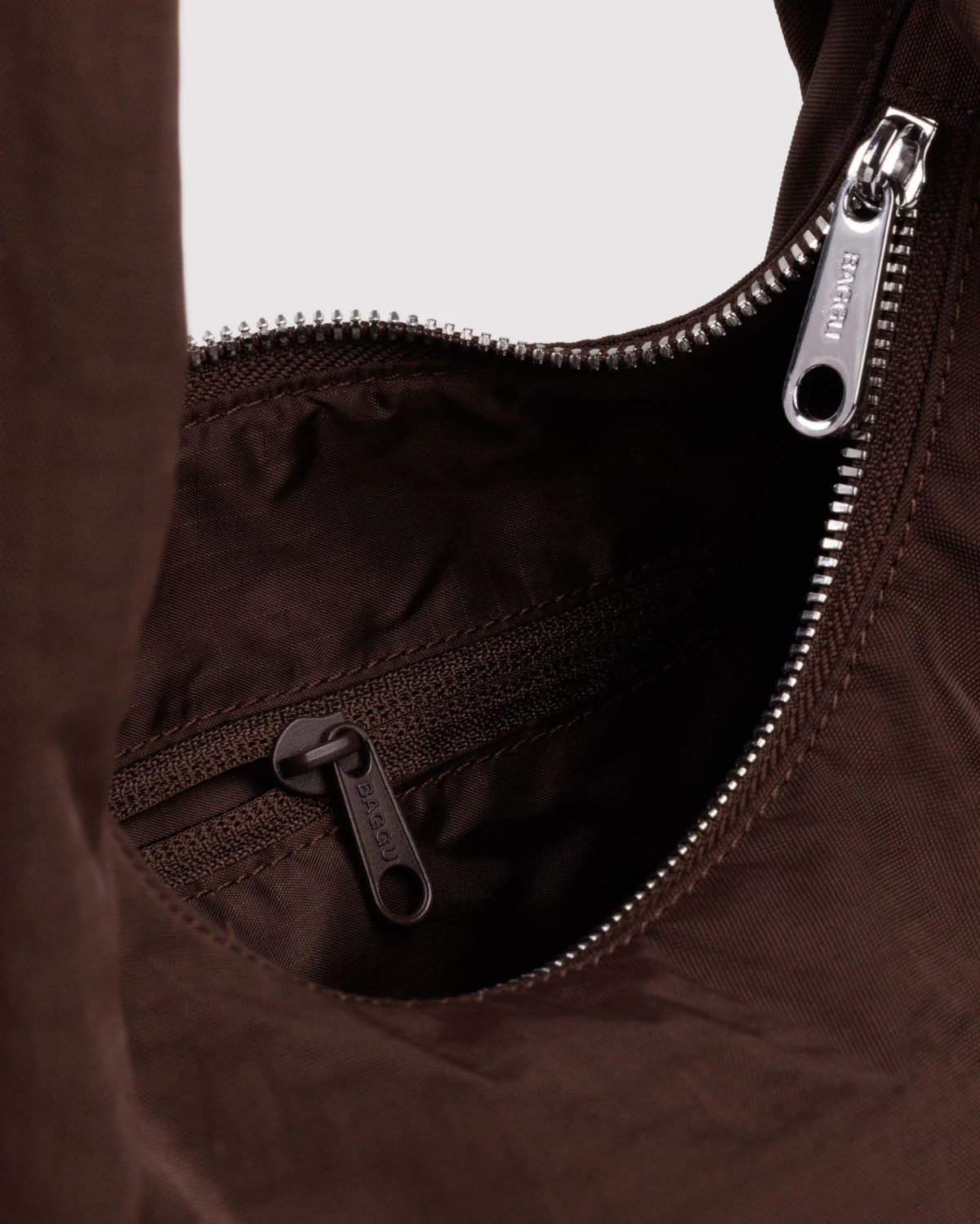 Small Nylon Meringue Bag - Coffee - Image 4