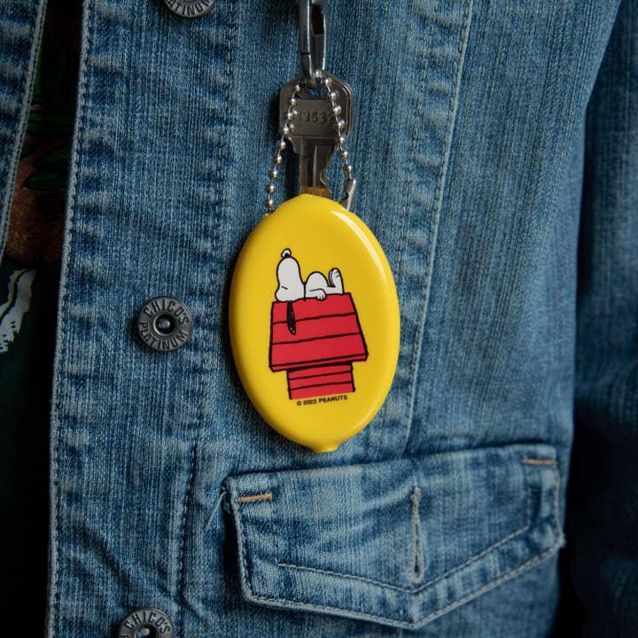 Coin Pouch - Snoopy Doghouse - Image 3