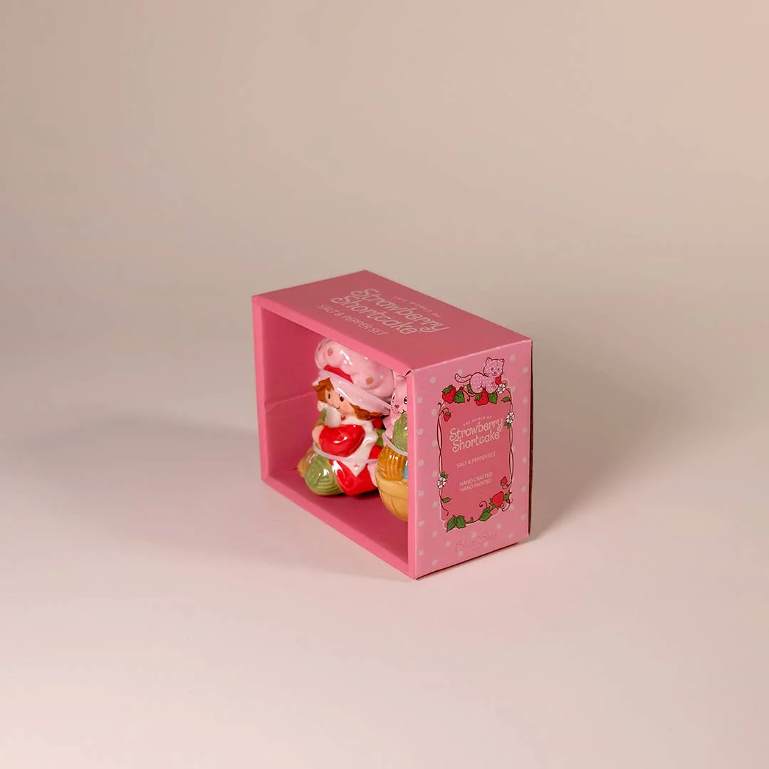 Strawberry Shortcake Purr-Fect Salt and Pepper Shakers - Image 3