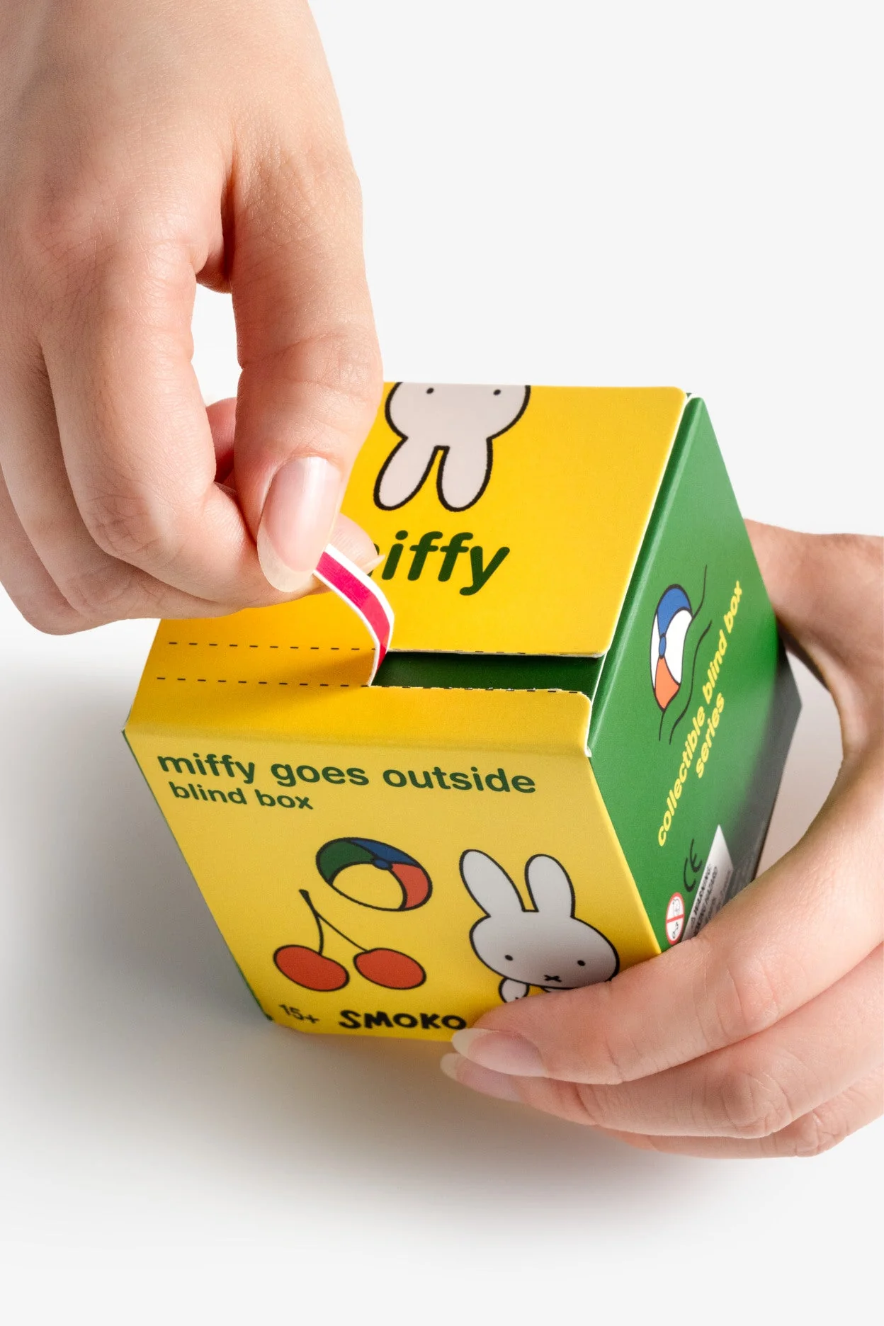 Smoko Miffy Goes Outside Blind Box Figure - Image 4