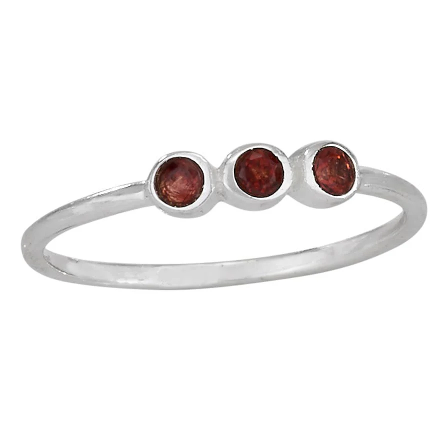 Tres Carmesi Sterling Silver Ring