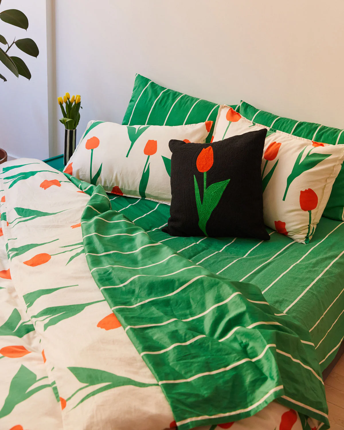 Tulip Pillow - Image 3